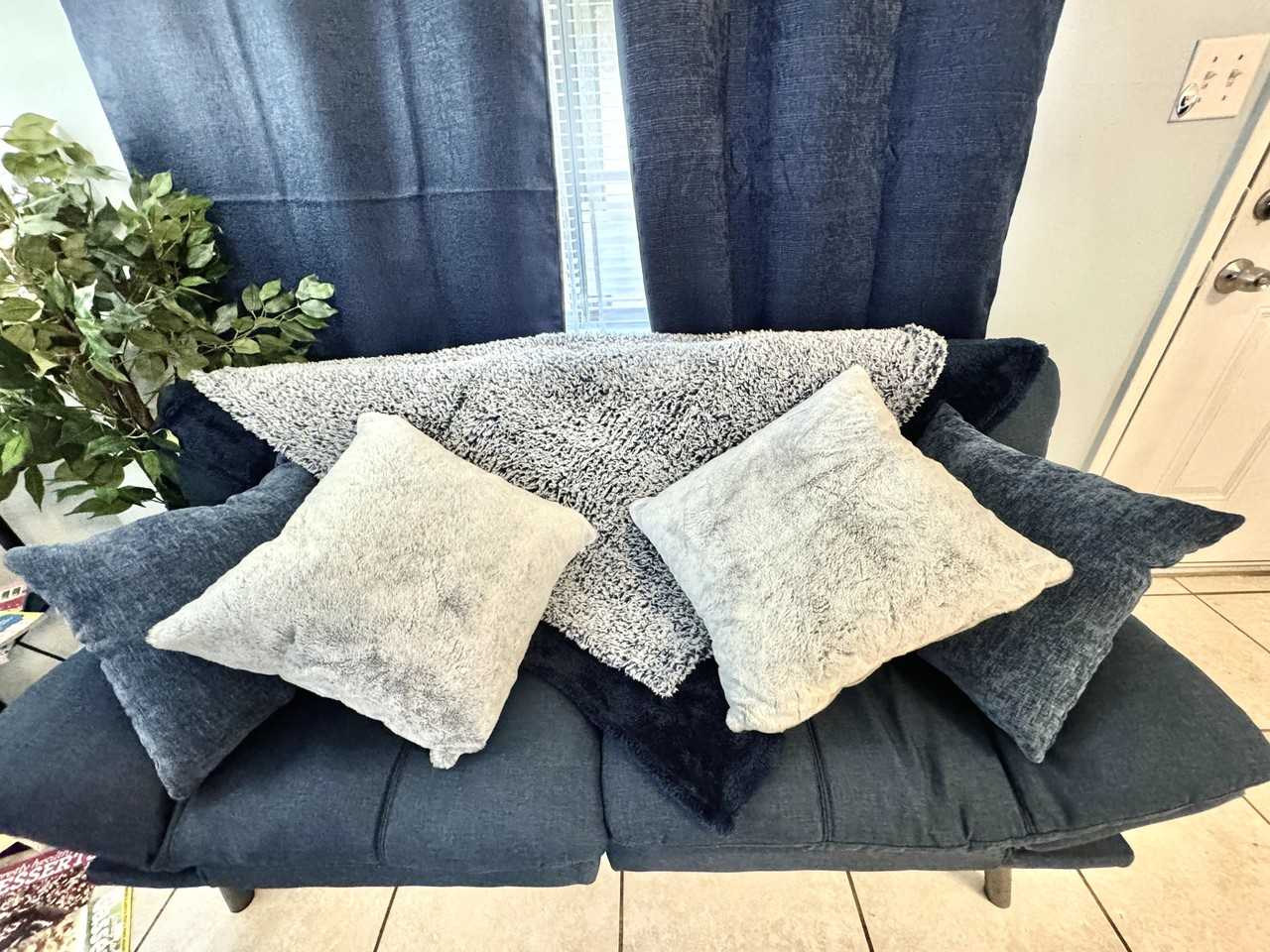 1625 Rebecca St #A - Photo 5 of 50