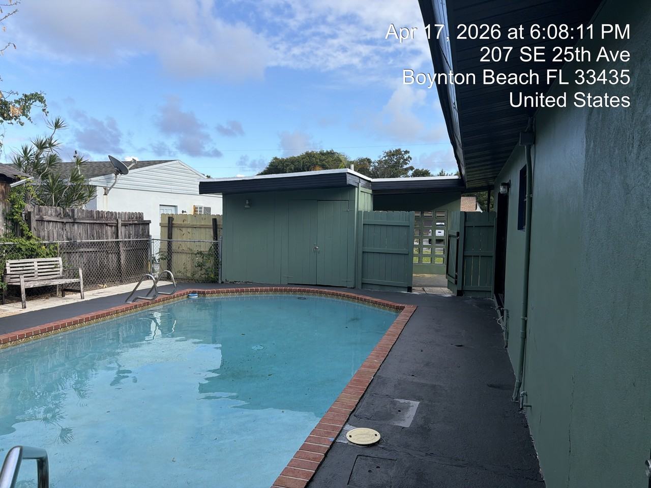 207 Se 25th Ave - Photo 5 of 22