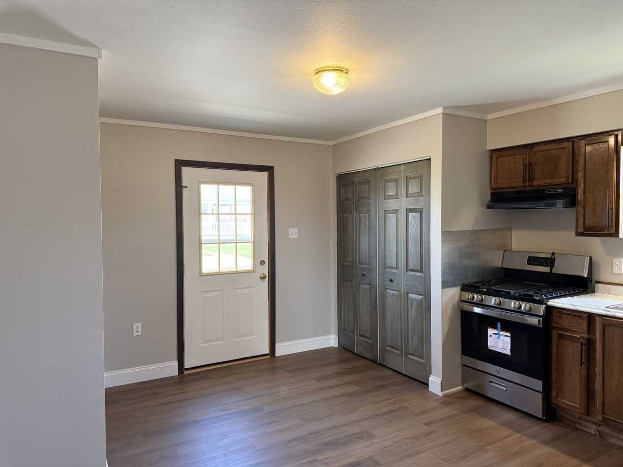 454 Hy #460 - Photo 7 of 13