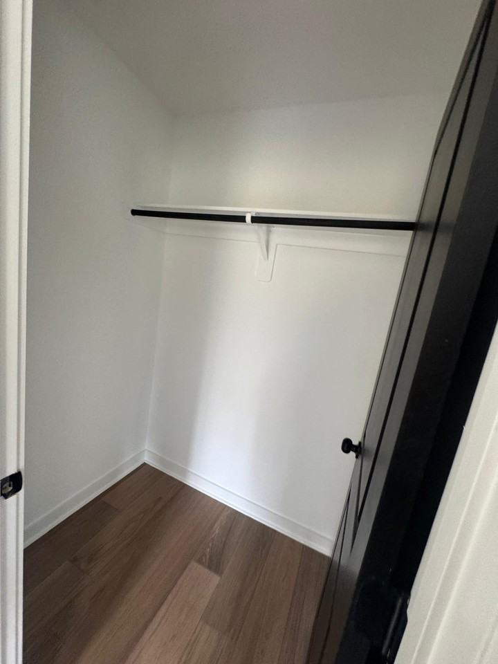 508 Crump St - Photo 3 of 14