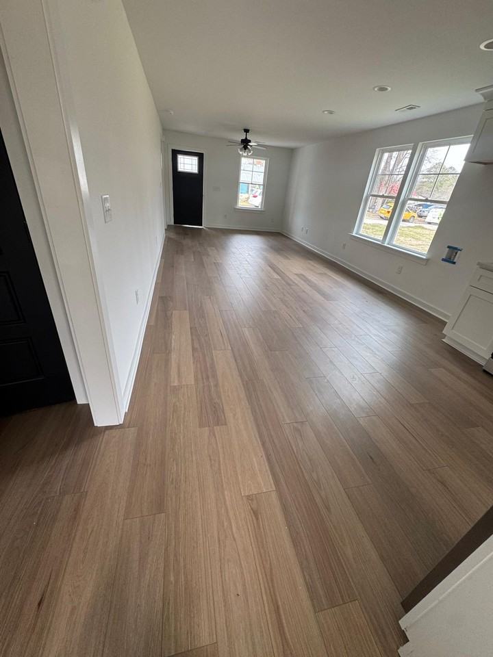 510 Crump St - Photo 3 of 14