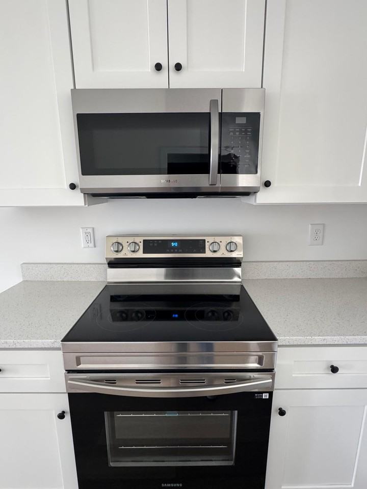 510 Crump St - Photo 4 of 14