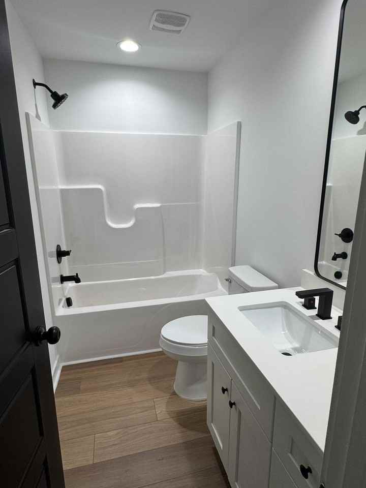 510 Crump St - Photo 7 of 14