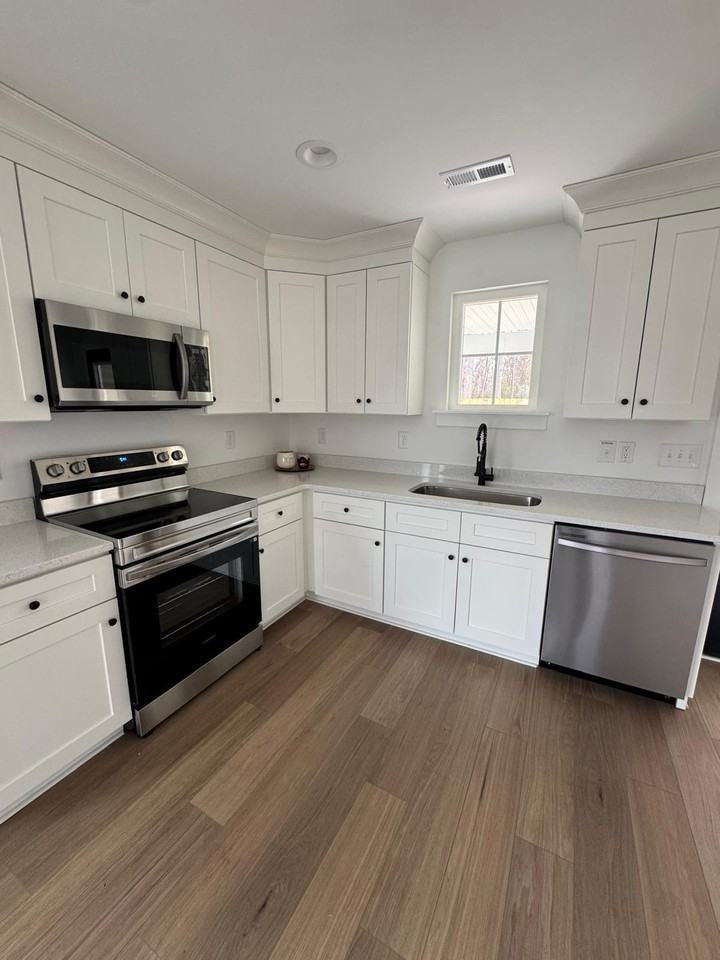 518 Crump St - Photo 4 of 13