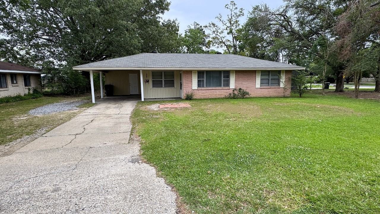 202 Gross St - Photo 3 of 18