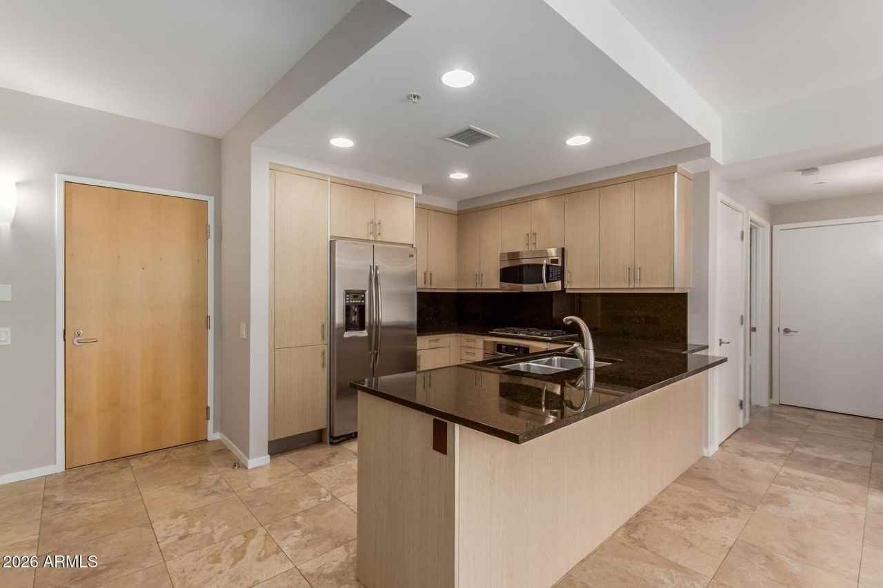 7117 E Rancho Vista Dr #5007 - Photo 5 of 25