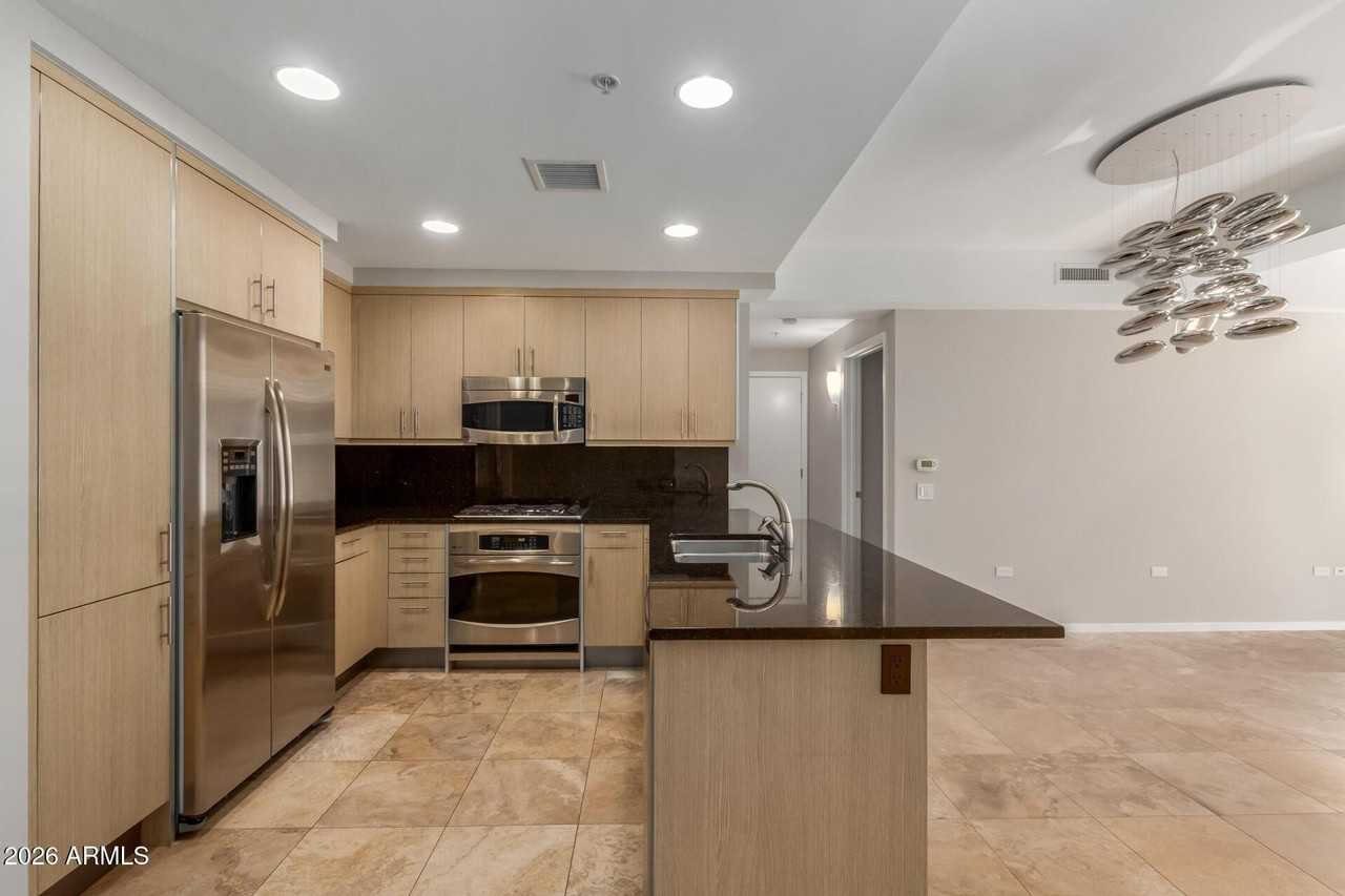 7117 E Rancho Vista Dr #5007 - Photo 6 of 25