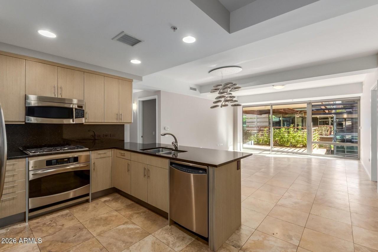 7117 E Rancho Vista Dr #5007 - Photo 7 of 25