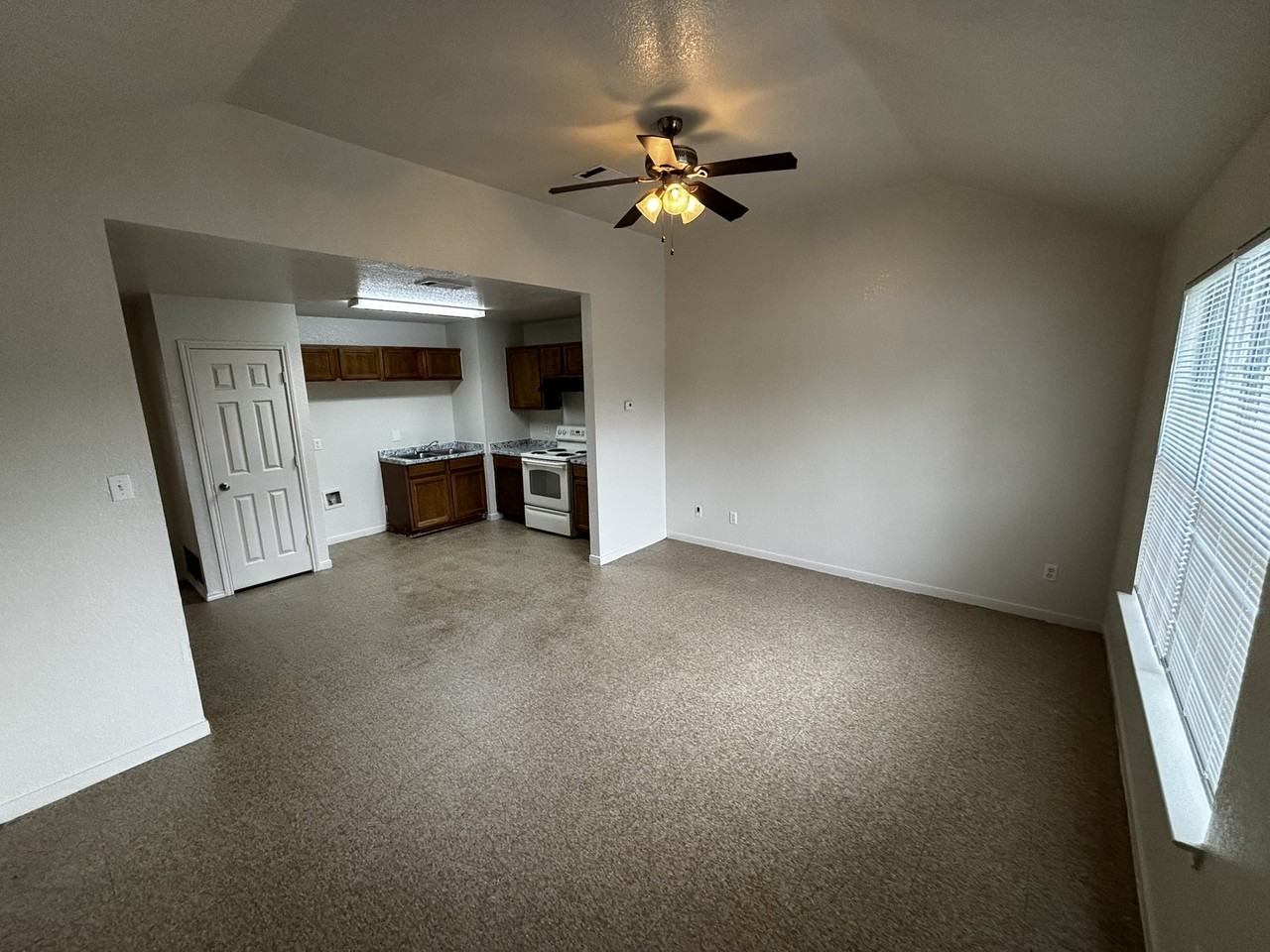 904 East Avenue C #A - Photo 5 of 13