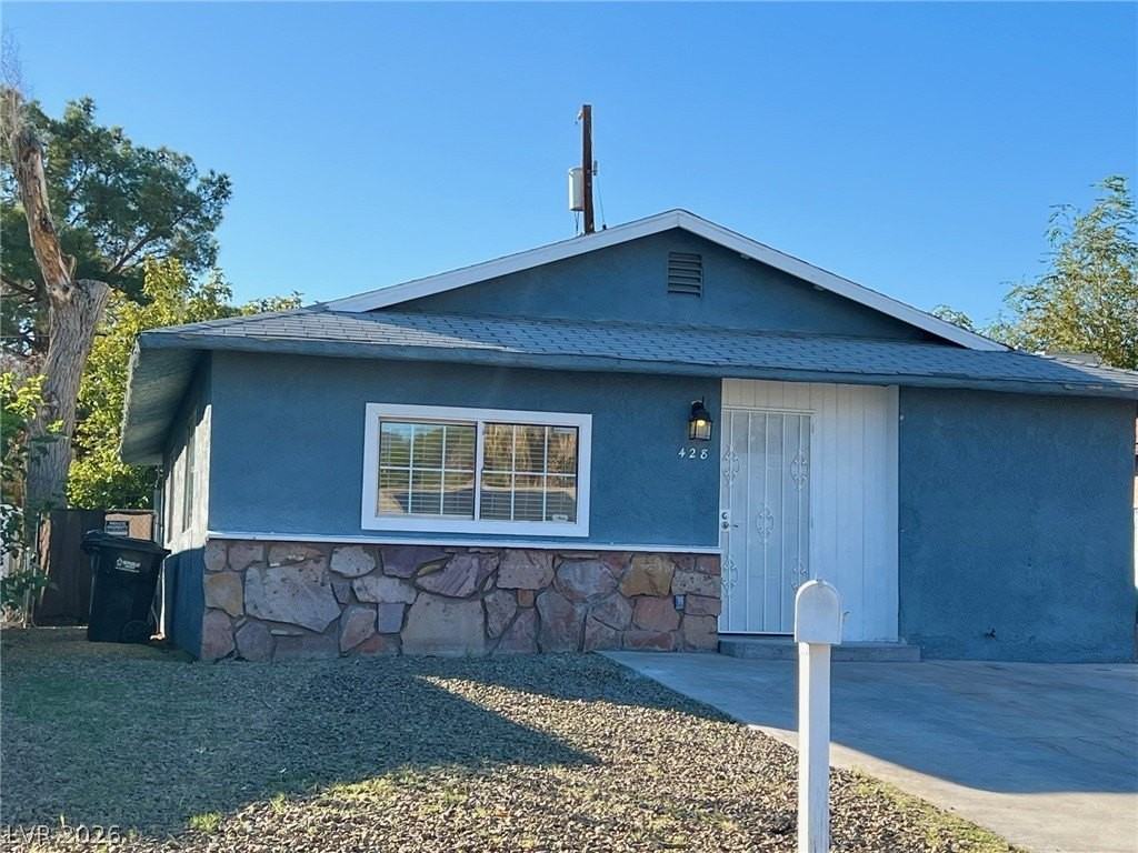 428 Beaumont St - Photo 3 of 45