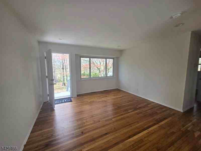 131 W End Ave - Photo 5 of 17