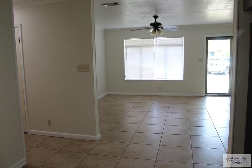 226 E Darrell Wayne Shipp St - Photo 5 of 17