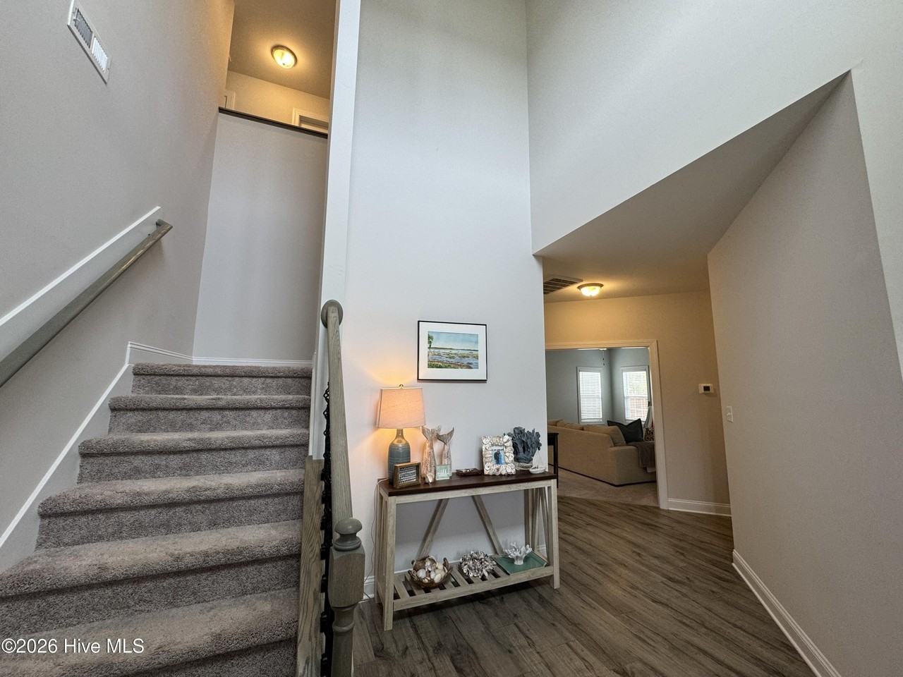 434 Nantucket Trl - Photo 2 of 14