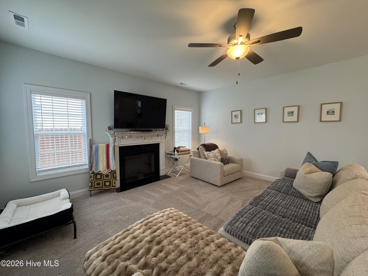 434 Nantucket Trl - Photo 3 of 14