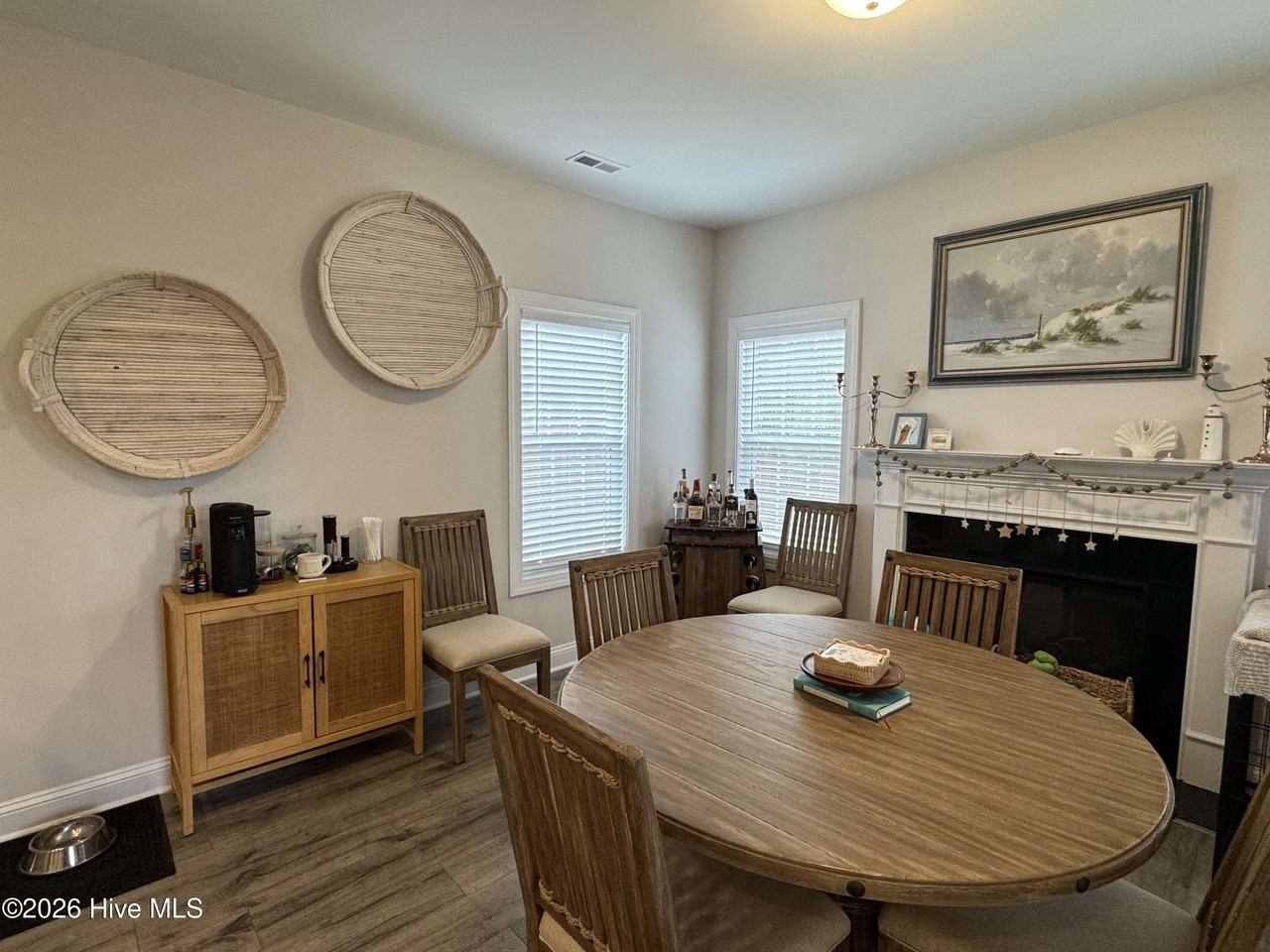 434 Nantucket Trl - Photo 5 of 14