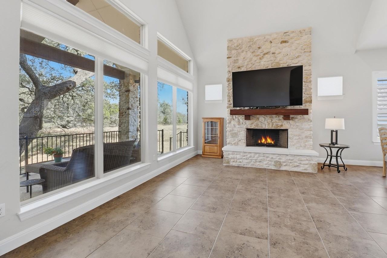 108 Gemstone - Photo 6 of 26