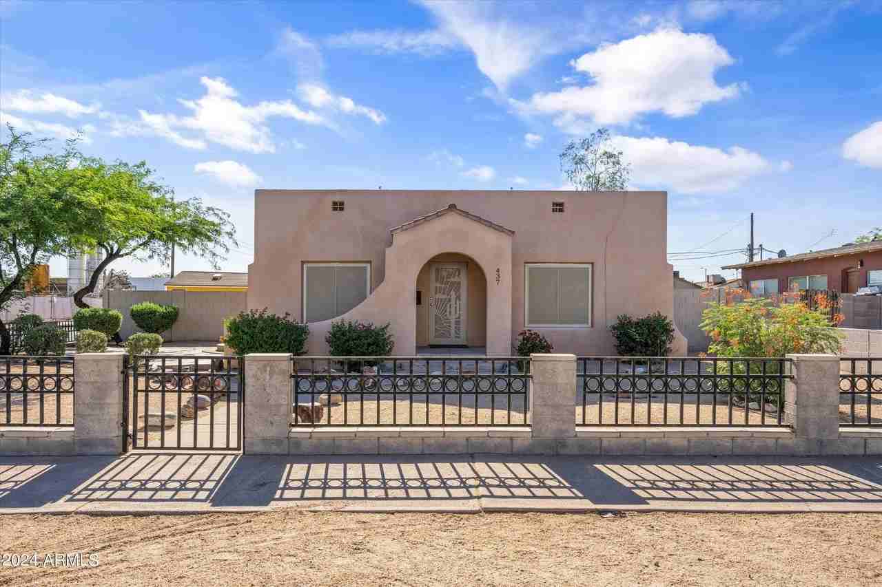 437 N 18th St #1 - Photo 2 of 19