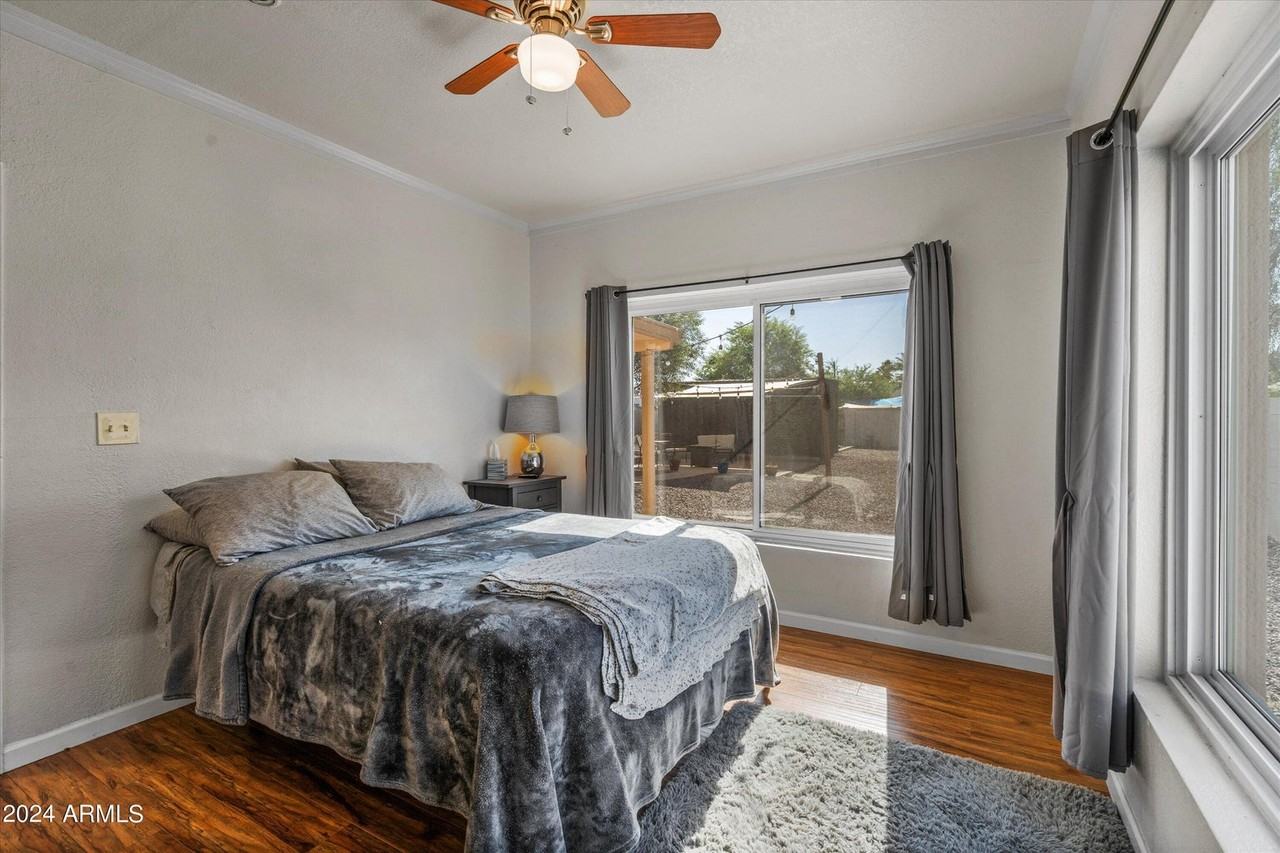 437 N 18th St #1 - Photo 7 of 19