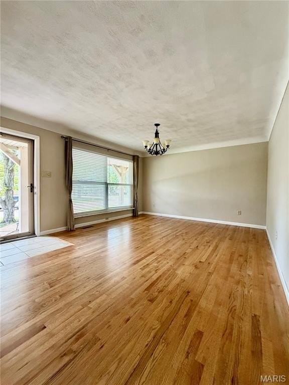 1003 Mallow Dr - Photo 6 of 20