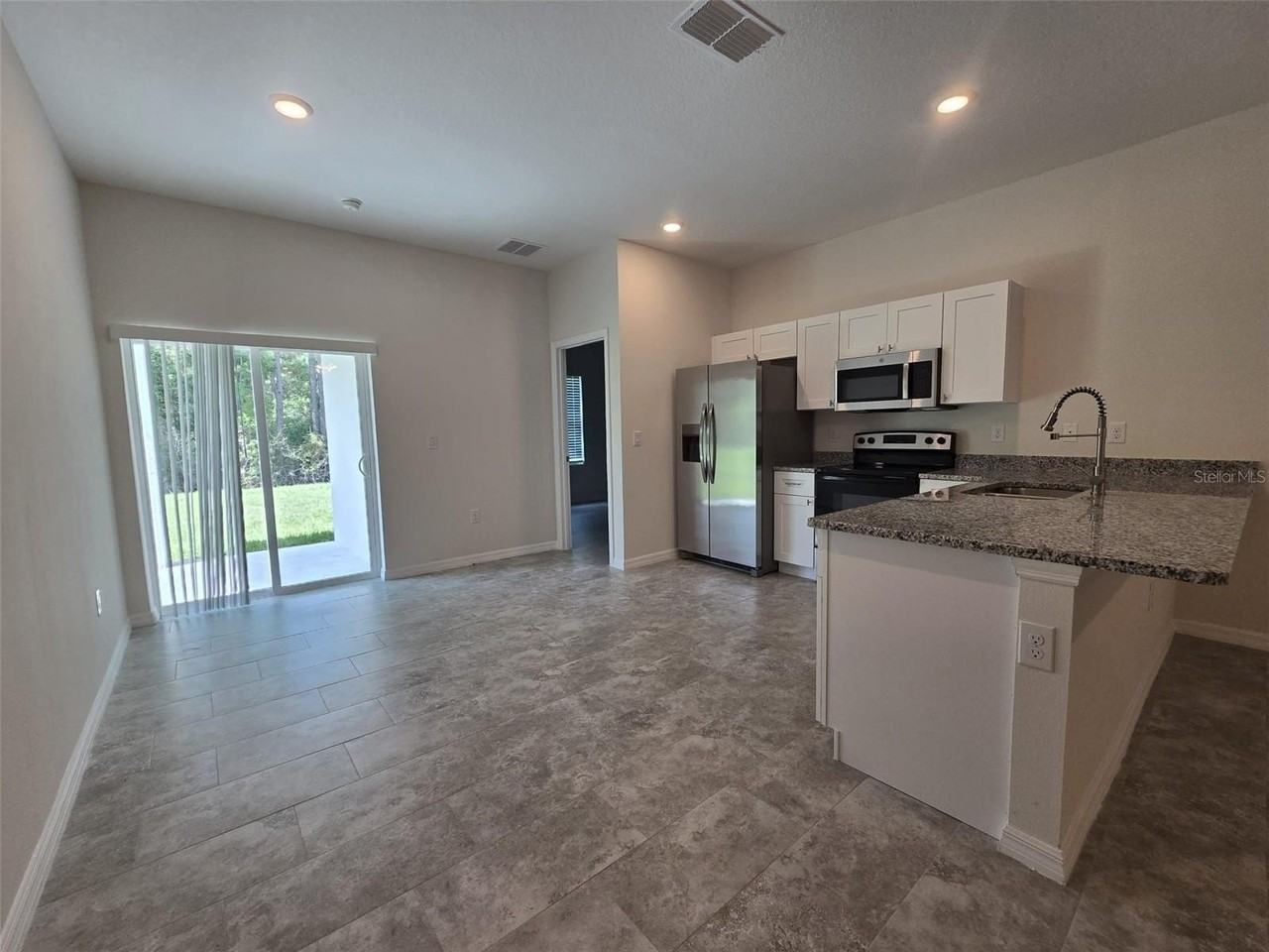 2025 Dunbar St #2025 - Photo 3 of 12