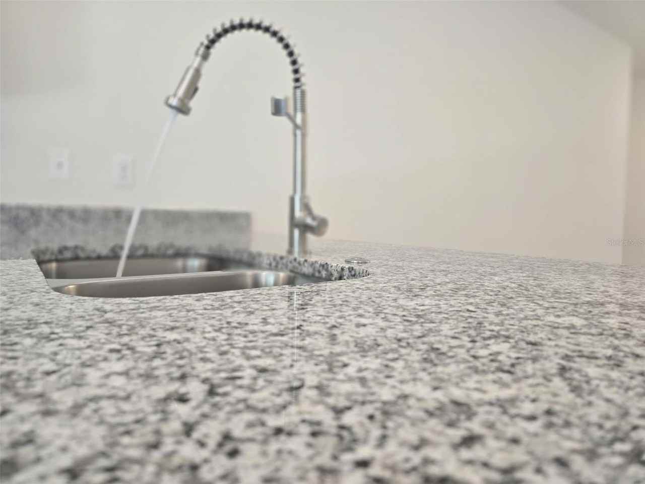 2025 Dunbar St #2025 - Photo 4 of 12