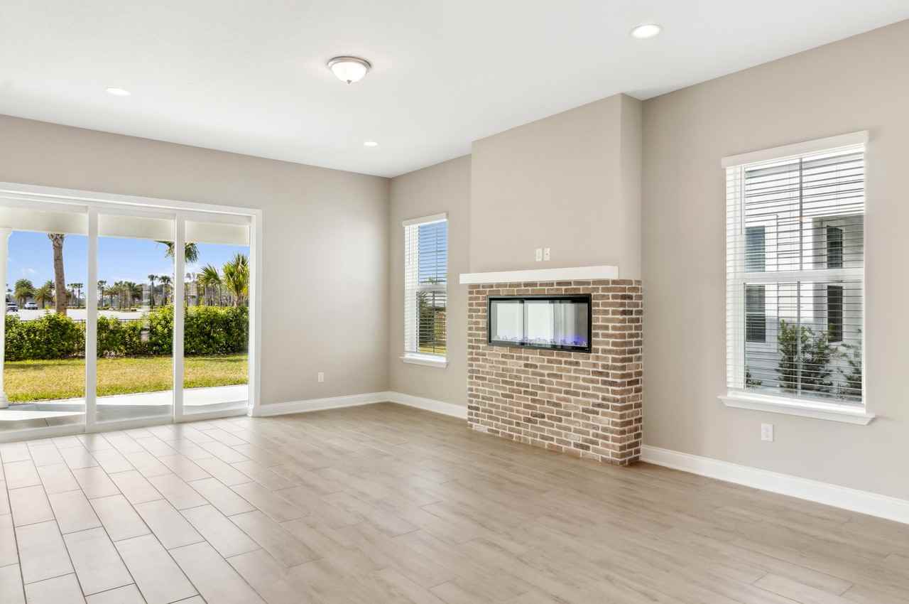 571 Marquesa Cir #1 - Photo 5 of 47