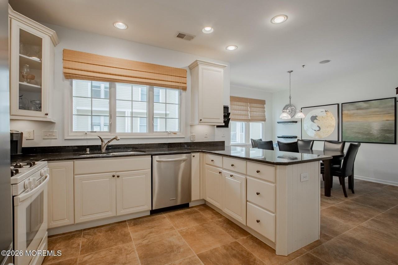 5 Grant St - Photo 7 of 27