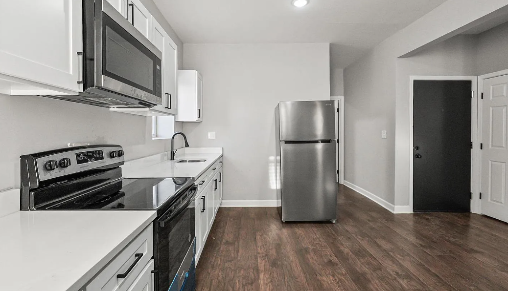 2301 Whittier Ave #1 - Photo 7 of 28