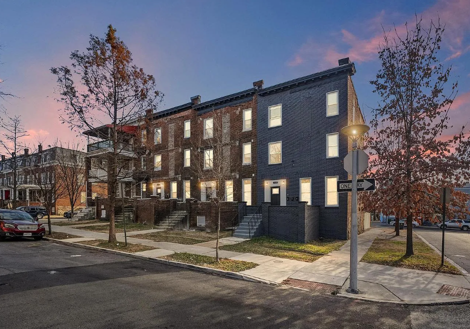 2301 Whittier Ave #2