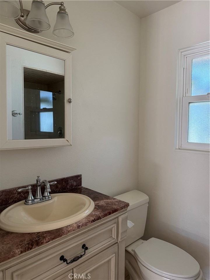 2210 W Coronet Ave - Photo 5 of 6