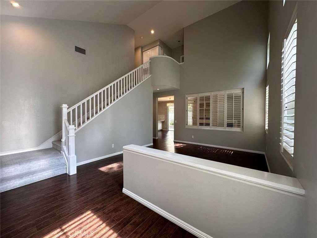 12960 Mackenzie Dr - Photo 5 of 27