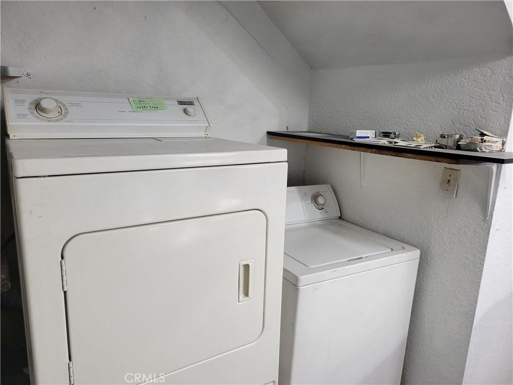 15005 Indiana Ave - Photo 6 of 22