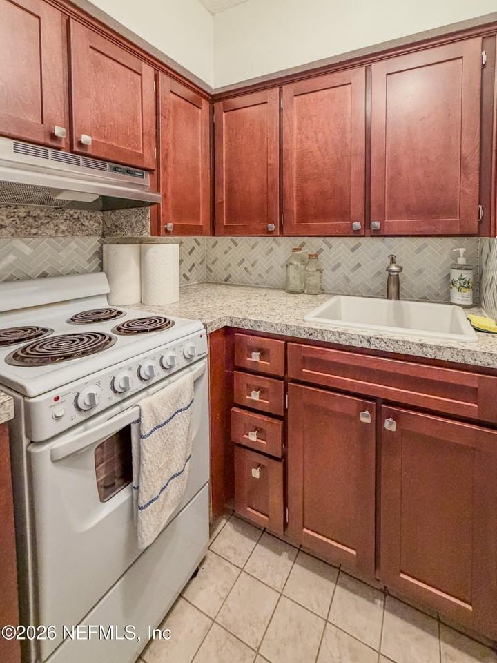 2960 Remington St #8 - Photo 4 of 8