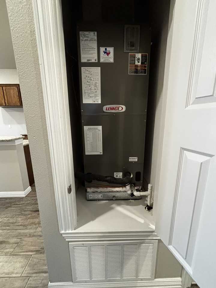 3219 Bordon Drive - Photo 5 of 23