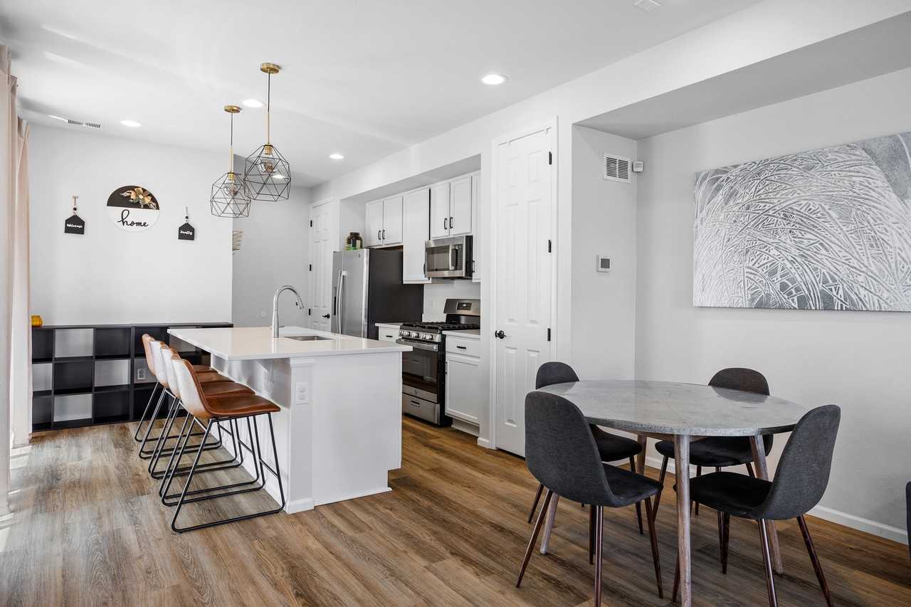 1623 S Andes Cir #1 - Photo 7 of 23