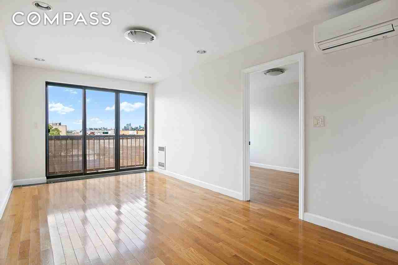 599 4th Ave #3A - Photo 2 of 7