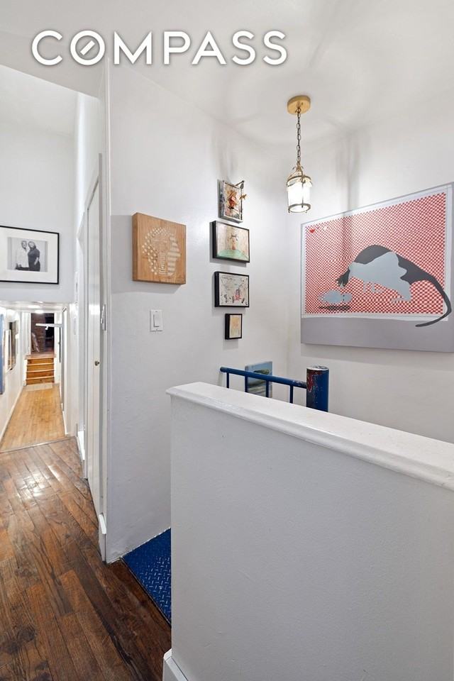 260 W 10th St #1E - Photo 6 of 9