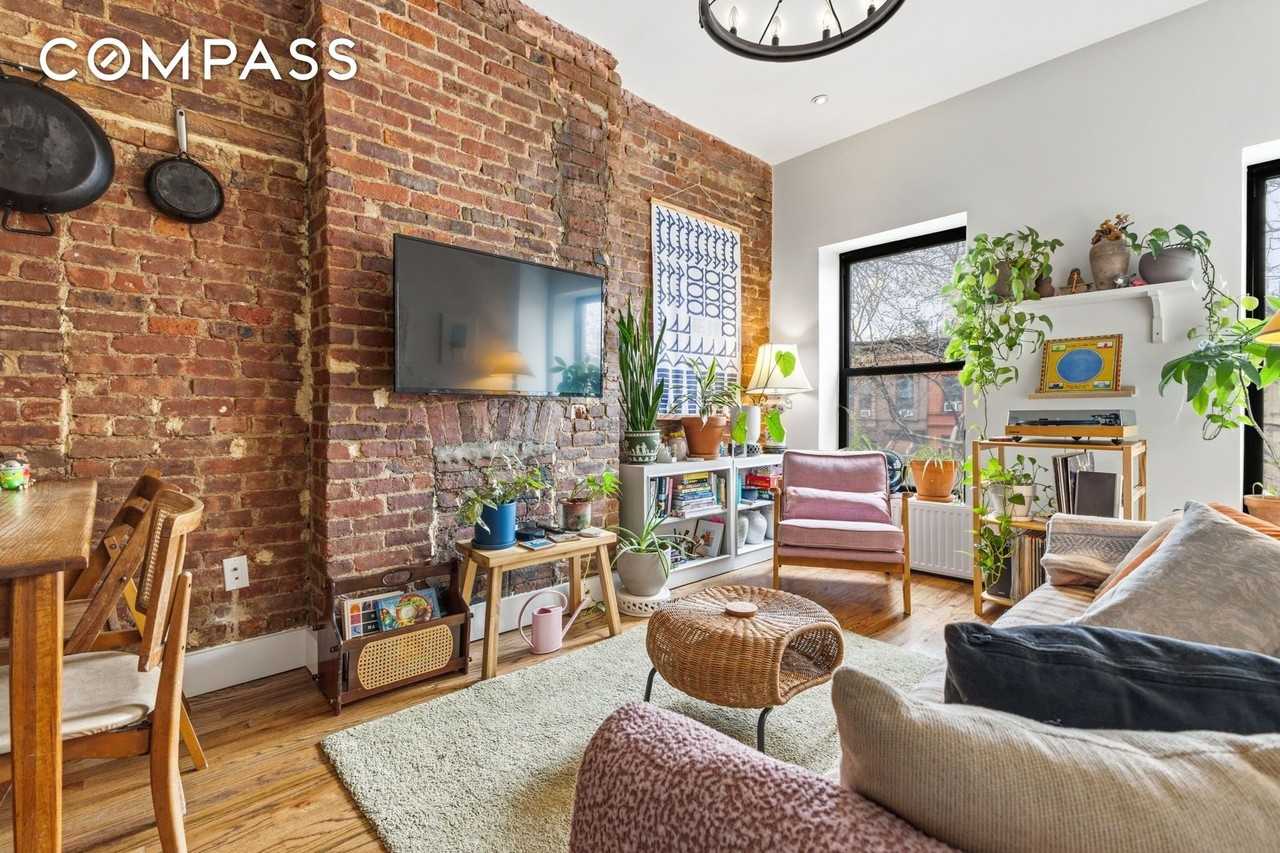 356 Halsey St #2 - Photo 2 of 9