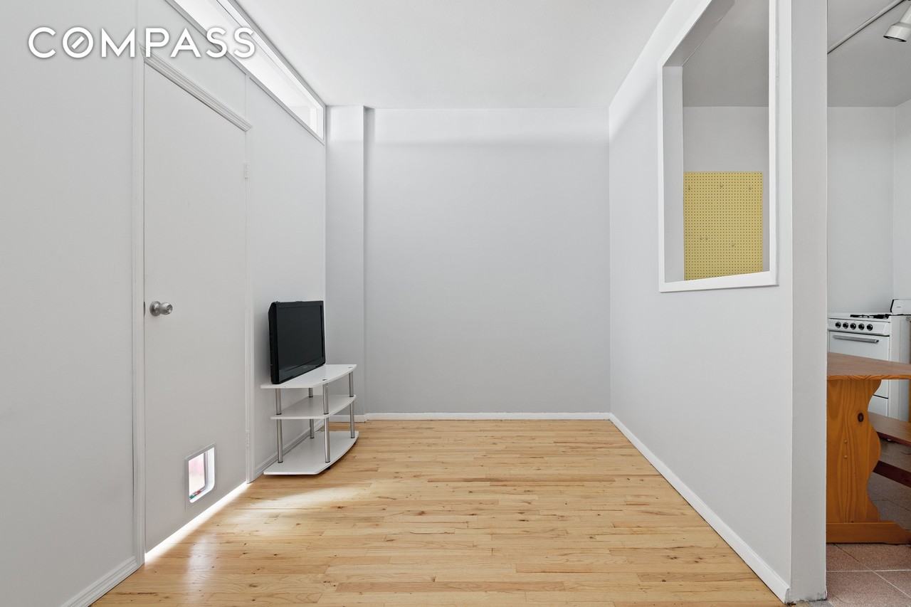 361 3rd Ave #1 - Photo 2 of 7