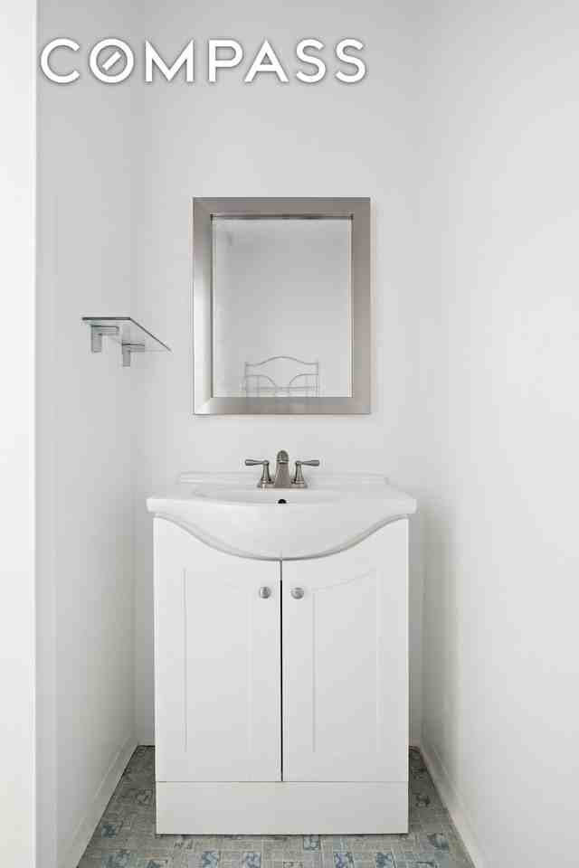 361 3rd Ave #1 - Photo 6 of 7