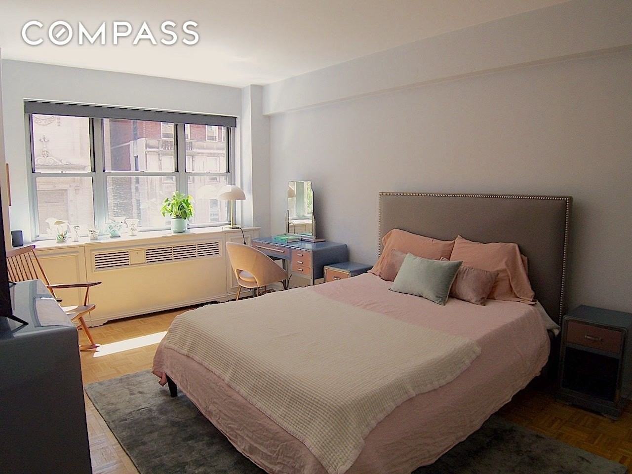 136 E 76th St #3E - Photo 5 of 10