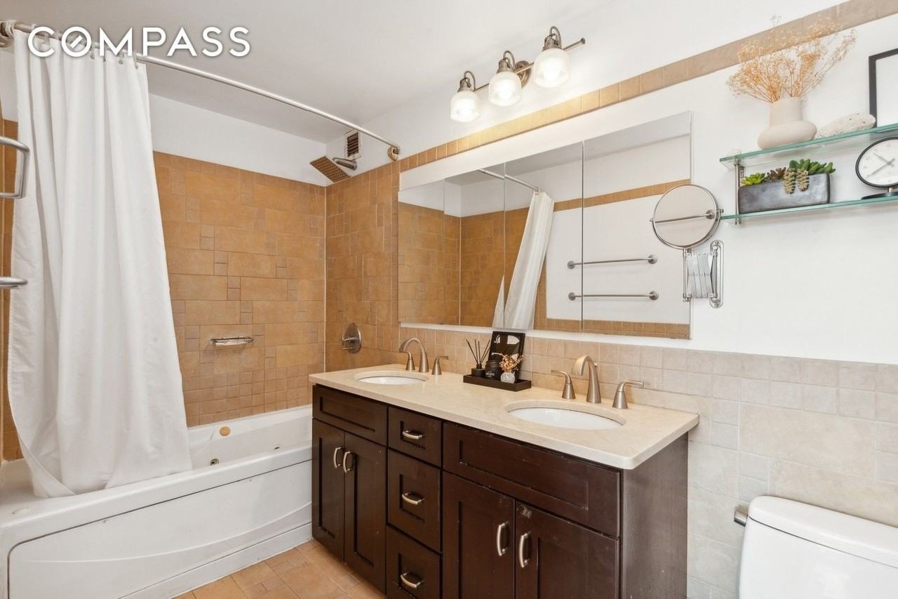 145 Park Pl #4G - Photo 7 of 14