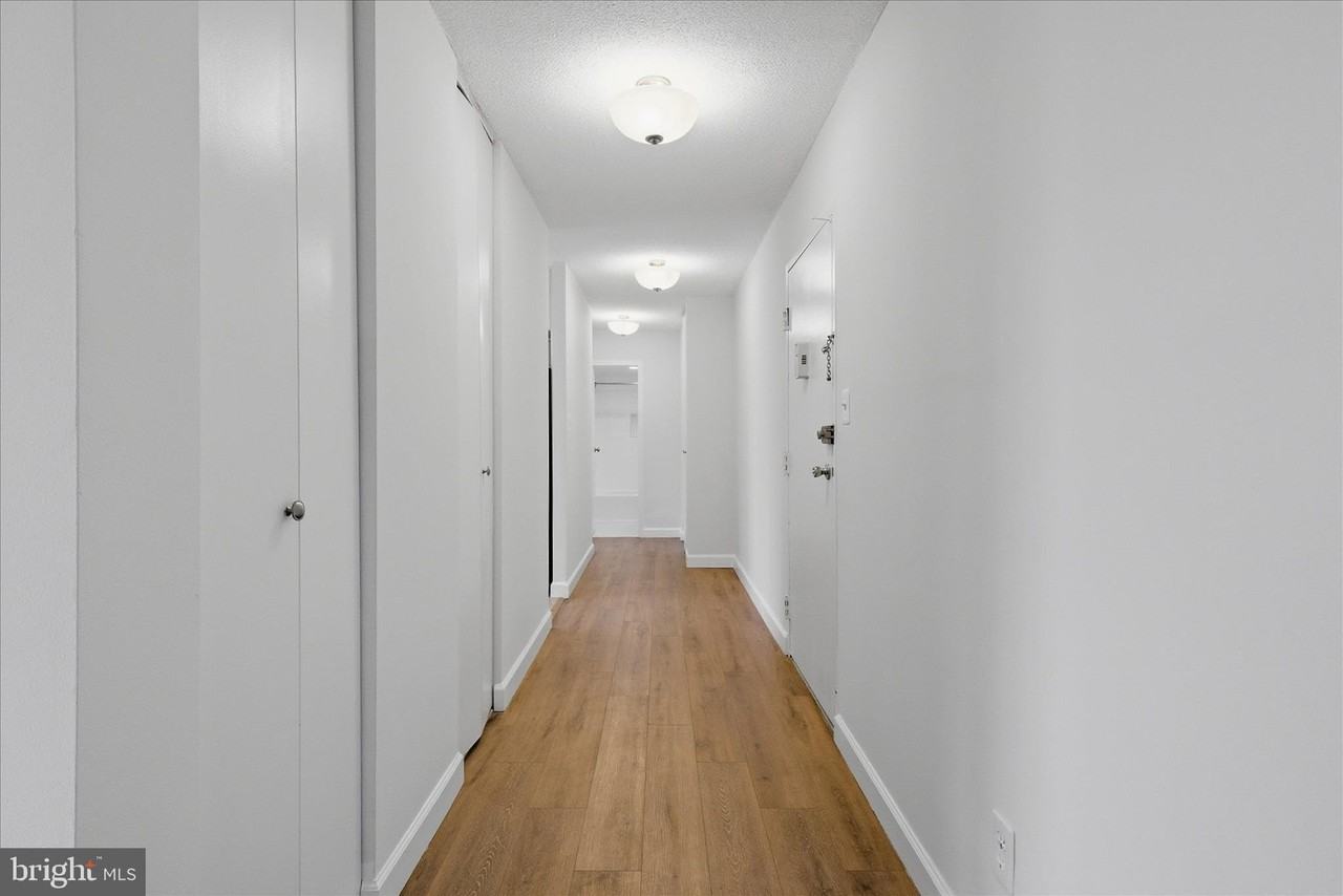 1301 S Arlington Ridge Rd #308 - Photo 3 of 26