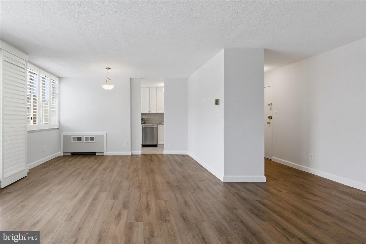 1301 S Arlington Ridge Rd #308 - Photo 4 of 26