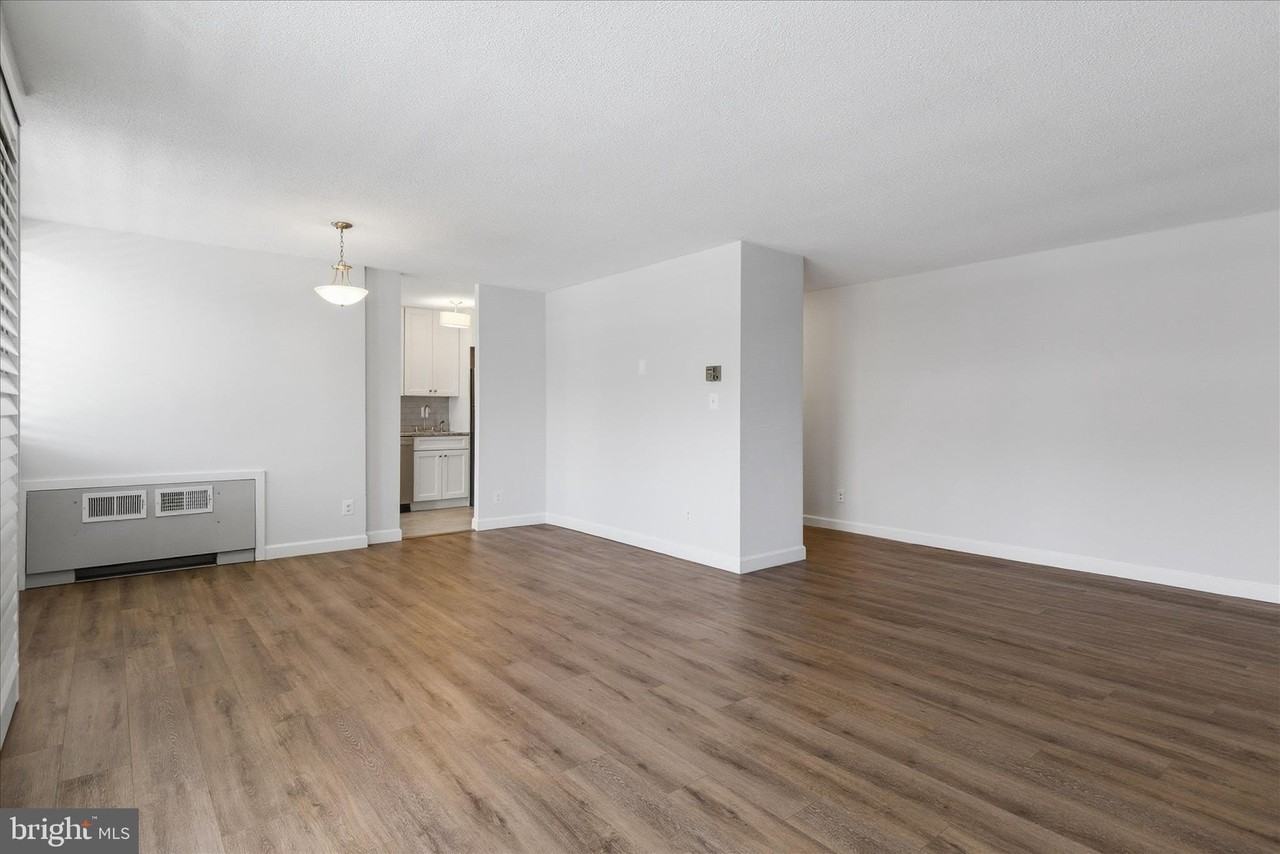 1301 S Arlington Ridge Rd #308 - Photo 5 of 26