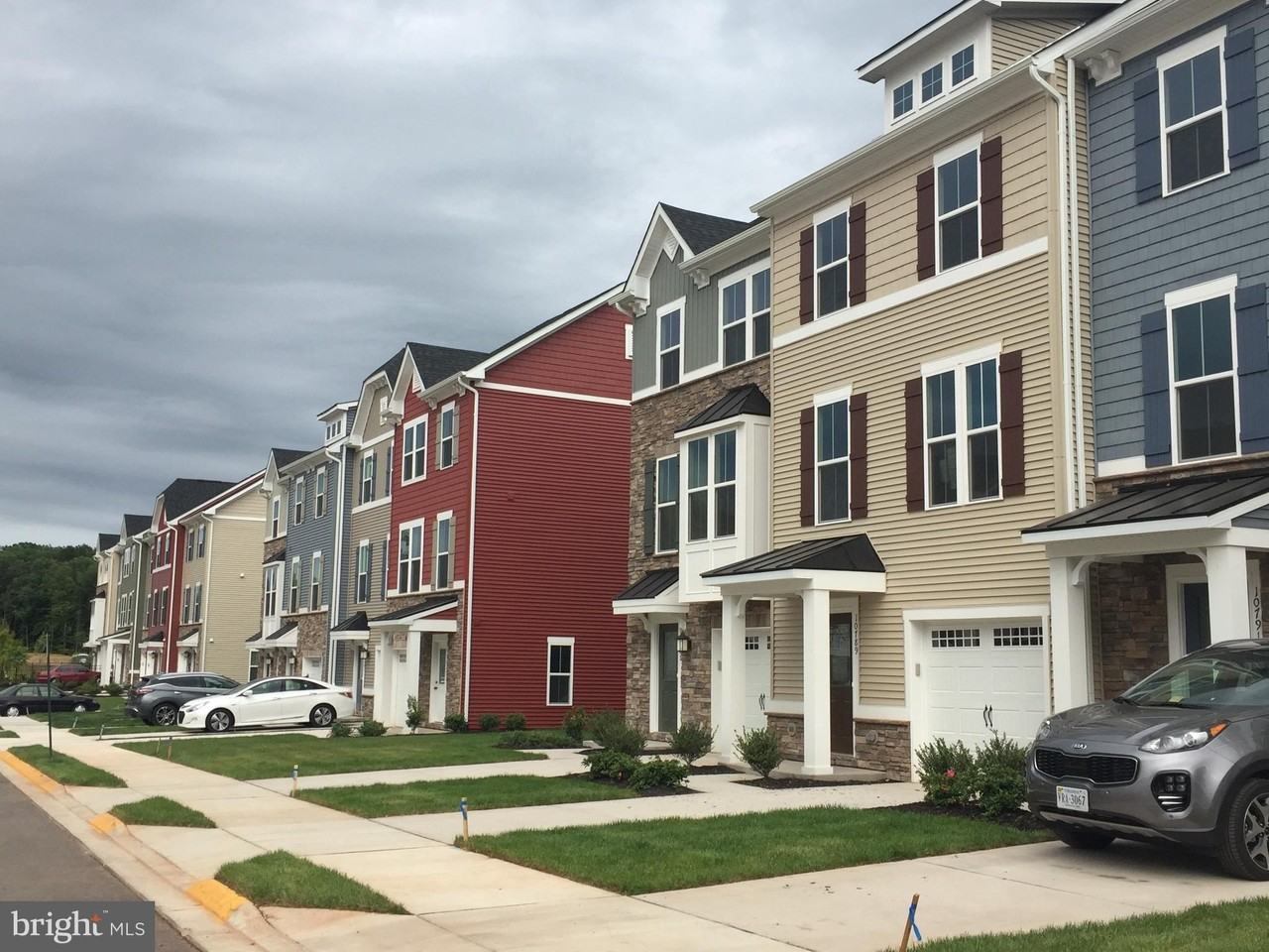 10749 Hinton Way - Photo 2 of 18