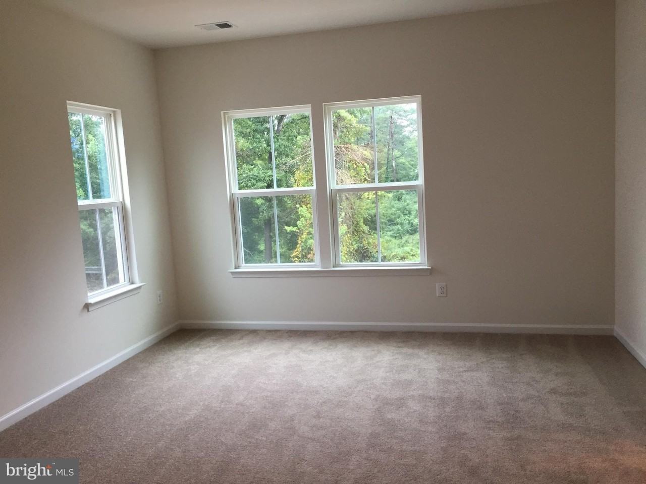 10749 Hinton Way - Photo 6 of 18