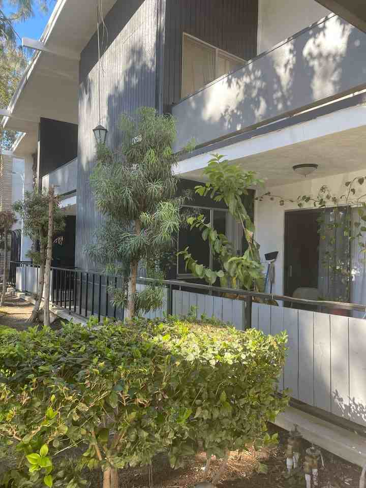 Topanga Villa Apartments...Bright & Spacious Apartments! CALL NOW! - Photo 2 of 4