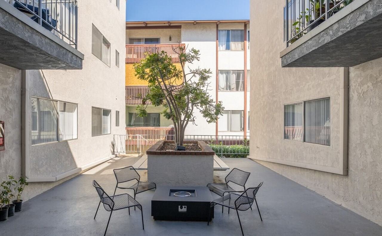 Canterbury Apartments...Newly Remodeled Bedrooms...Modern Flooring...Brand New fixtures...CALL NOW! - Photo 6 of 6