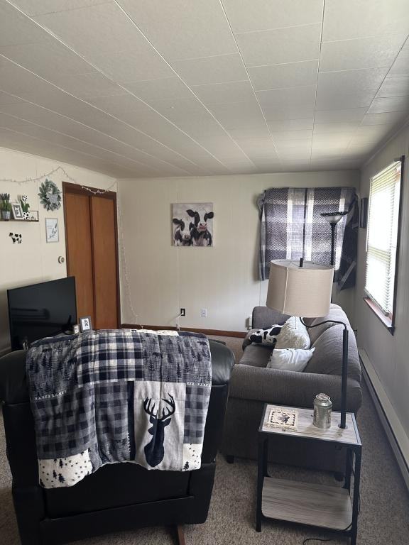 935 Westwood Ct - Photo 3 of 9